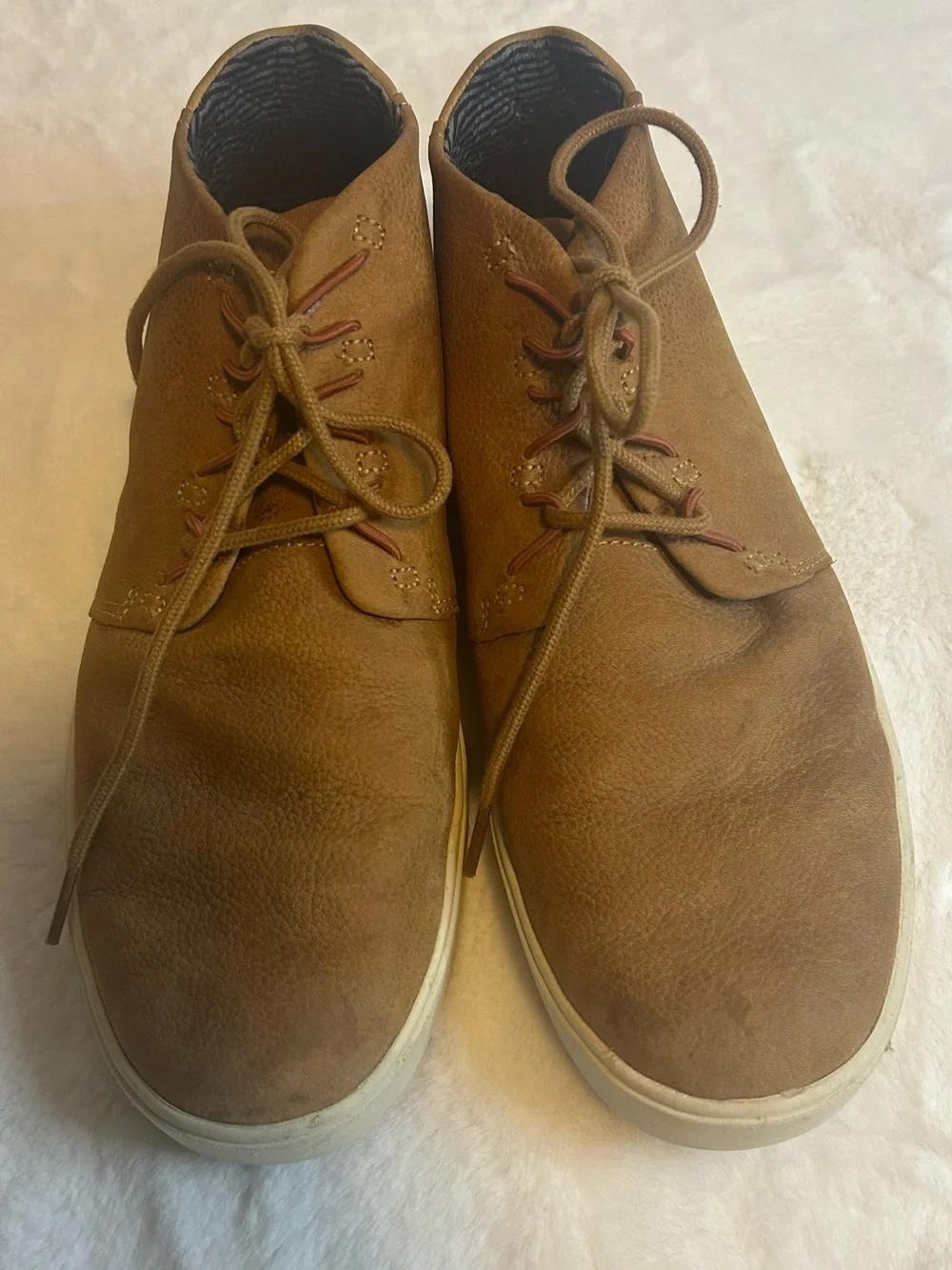OluKai Men’s Brown Leather Chukka Sneakers Lace Up Casual Shoes